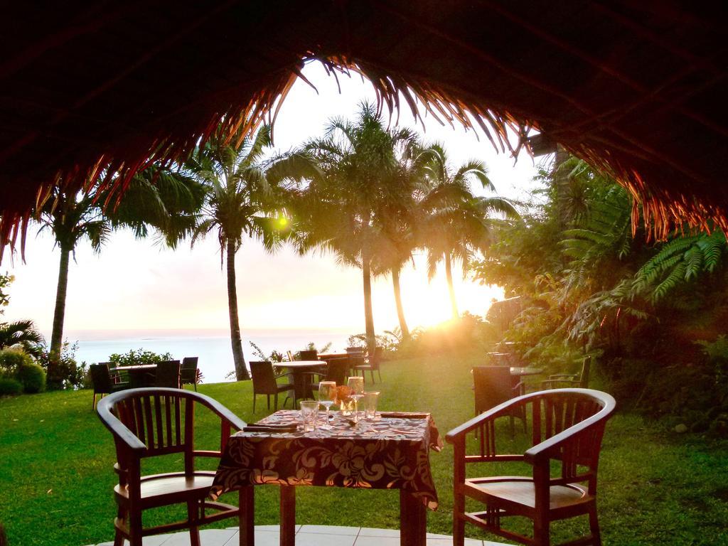 Vanira Lodge Teahupoo Exterior photo