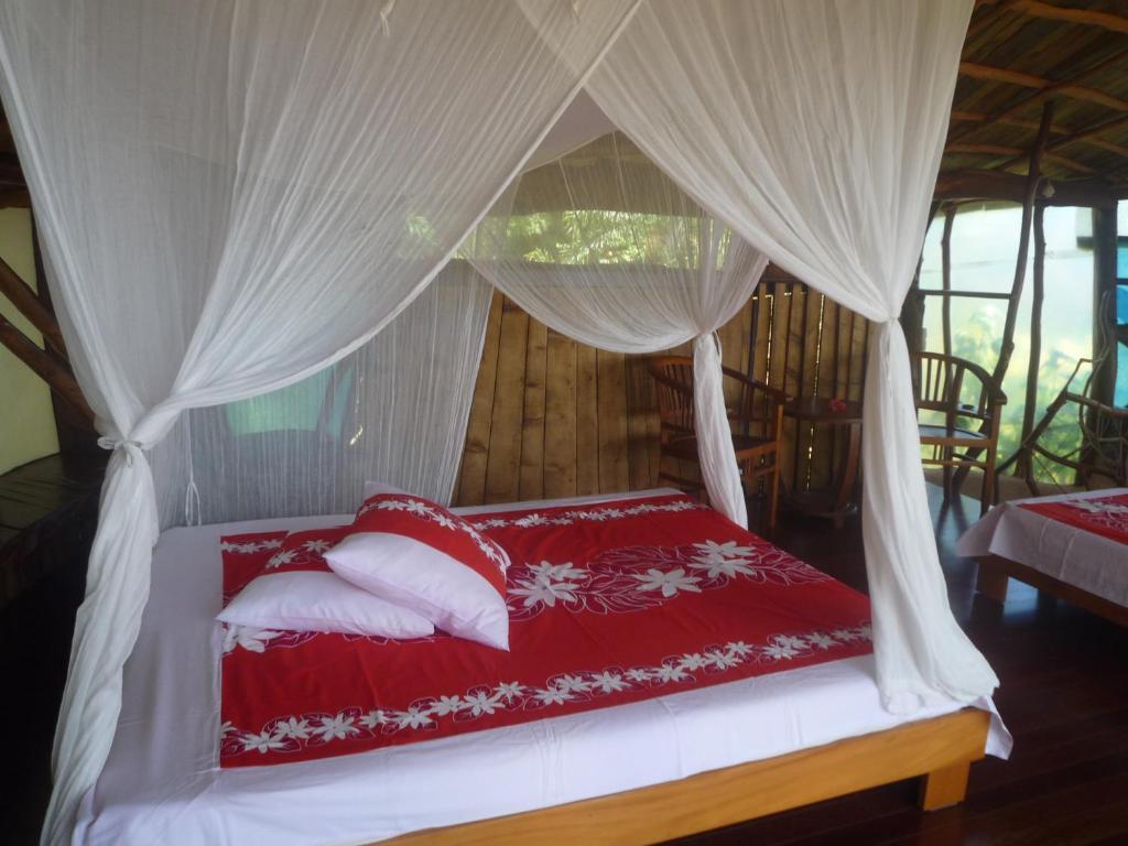 Vanira Lodge Teahupoo Room photo