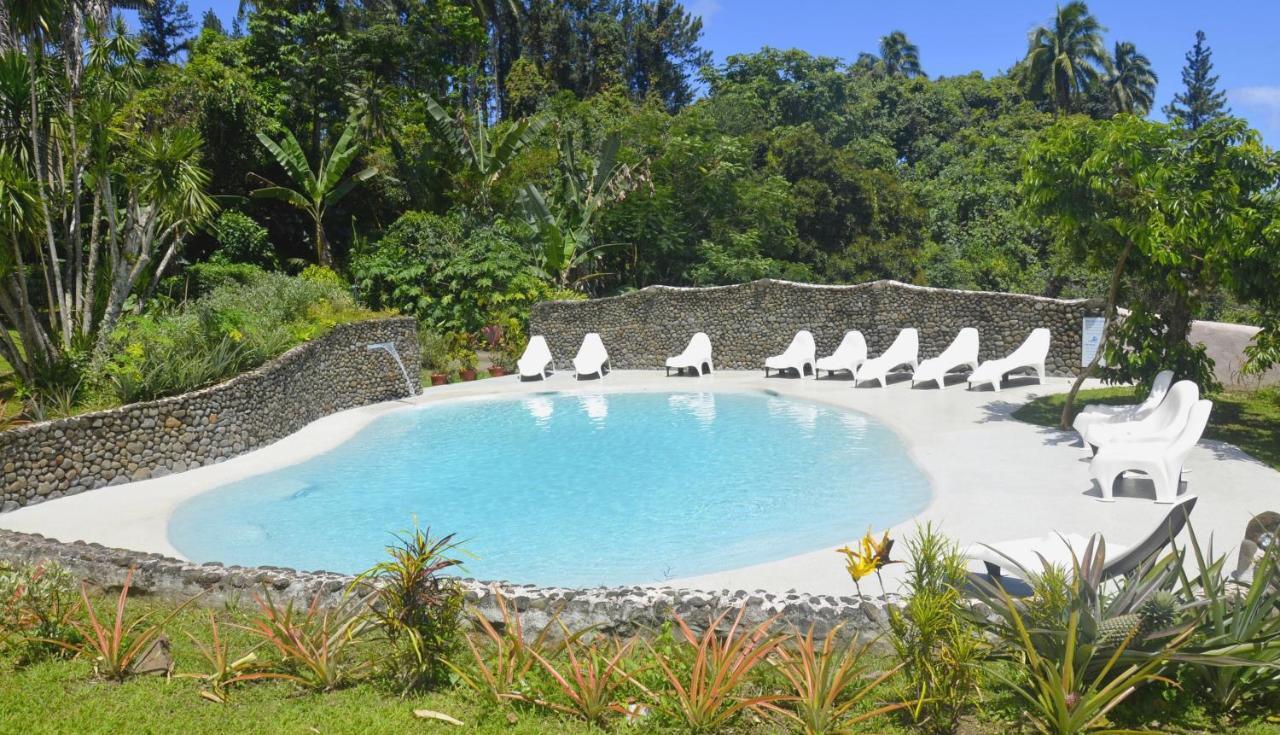 Vanira Lodge Teahupoo Exterior photo